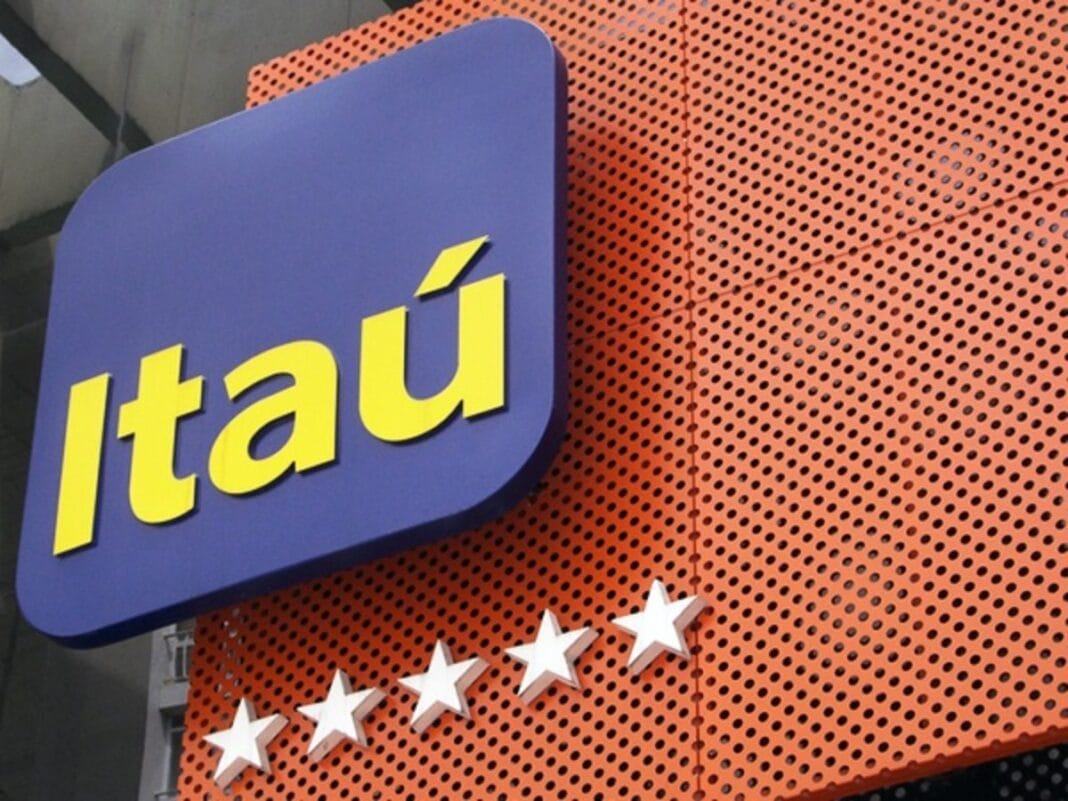 Banco Itaú está com mais de 2 mil vagas de emprego abertas