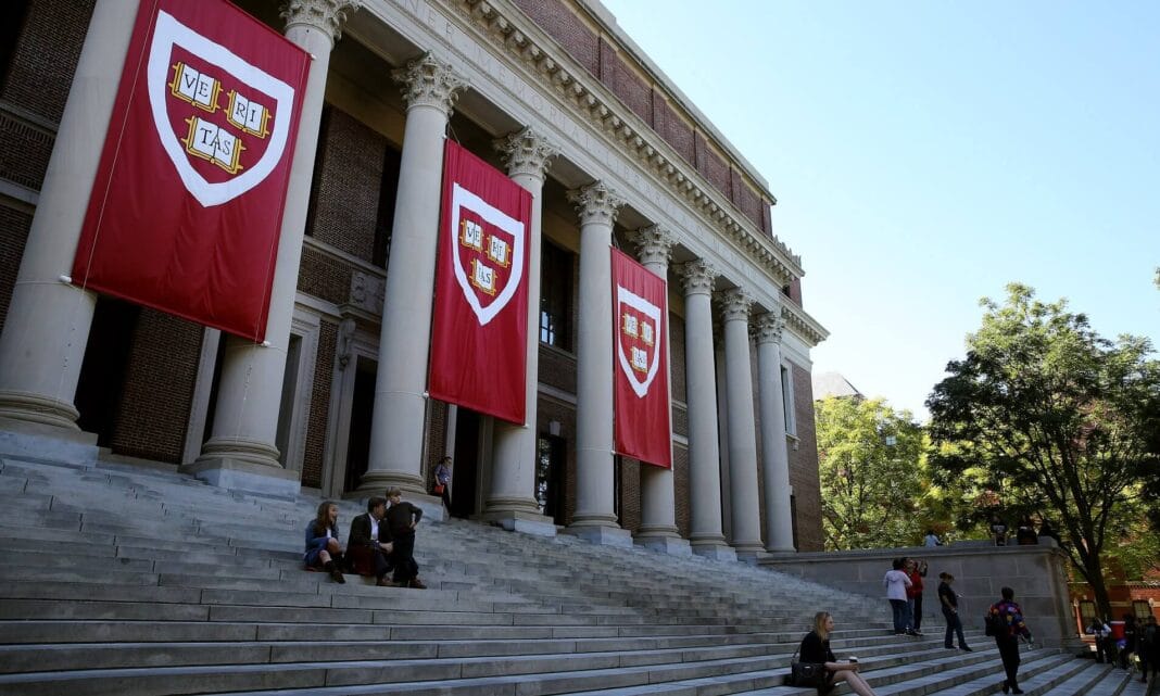 5 cursos gratuitos de Harvard e outras instituições de ponta para você fazer em casa