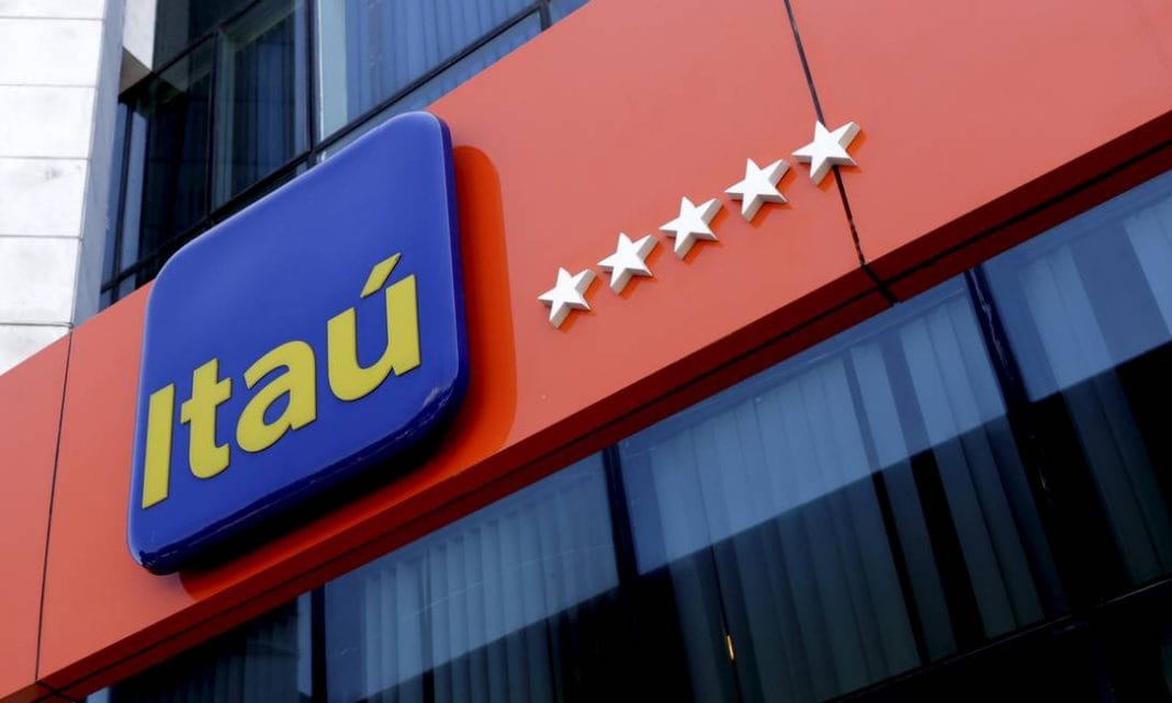 Itaú abre vagas de estágio e emprego no estado de São Paulo