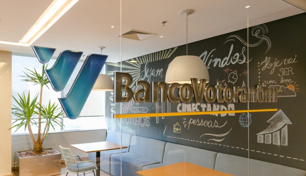 Banco BV tem vagas abertas em programas especiais para mulheres