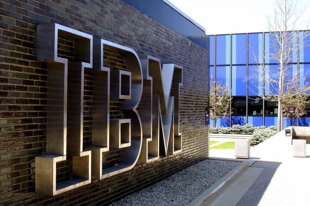 IBM oferece bolsas de até 60% para cursos em New York